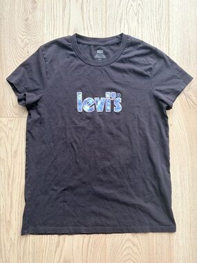 Levi’s The Perfect Tee Black Graphic Logo T-Shirt Women’s Small